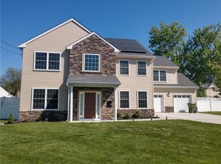 68 Ashley Rd, Edison, NJ 08817