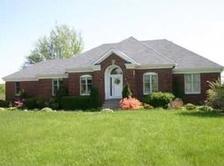 3701 Blossom Dr, La Grange, KY 40031