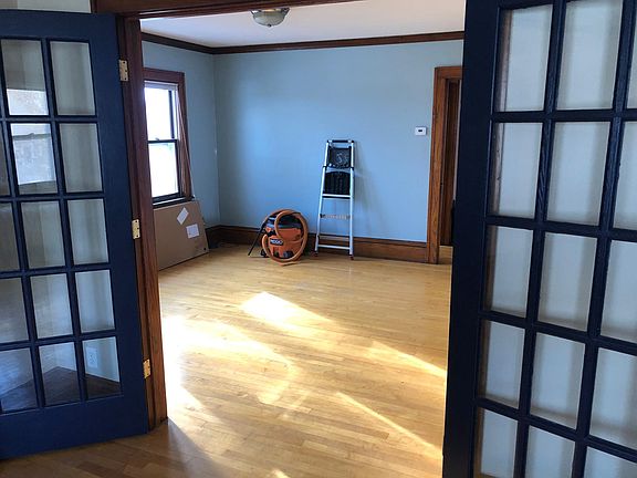 5th image of 3432 Pillsbury Ave S #2