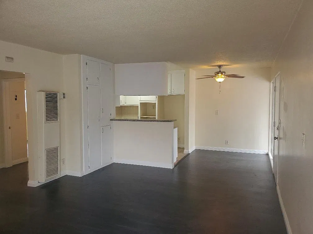2 bed, 800 sqft, $2,295 — Photo 4