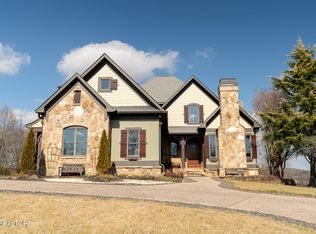 3816 Mary Frances Dr, Maryville, TN 37804