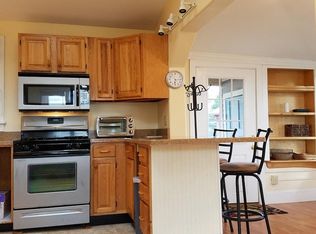 95 1/2 Maple St, Burlington, VT 05401