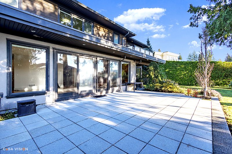 West Vancouver House for rent - 5 Bedrooms — photo 39