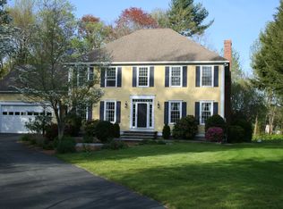 7 Maudsley View Ln, Amesbury, MA 01913