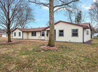 58 Ramblewood Dr, Chatham, IL 62629