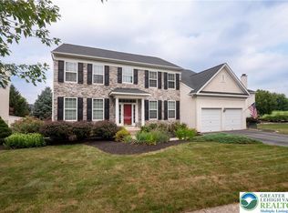 5901 John Fries Dr, Macungie, PA 18062