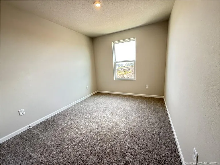 15817 SW Winter Rd — Photo 20