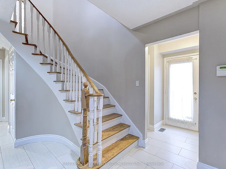 4 Compton Ct — Photo 5