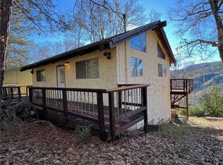 10561 Sycamore Rd, Loch Lomond, CA 95461