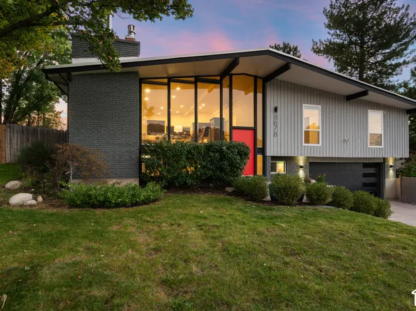 8678 S Mount Majestic Rd, Sandy, UT 84093