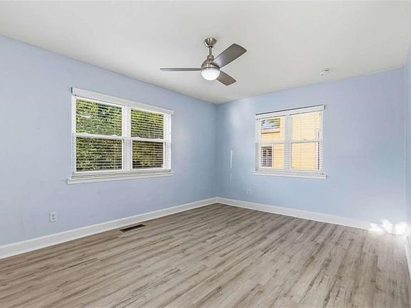 5th image of 1780 John Calvin Ave Unit L