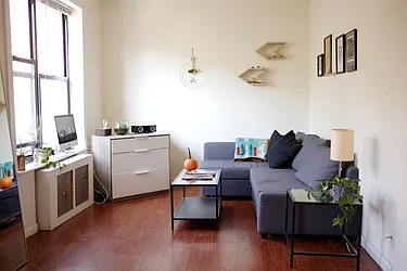 Rented by New York Residence