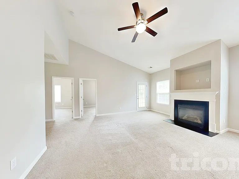 4 Cliffview Ct — Photo 3