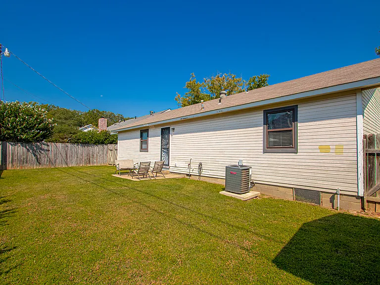 106 Willow Grove Ct — Photo 31