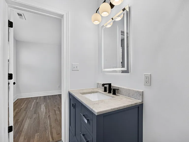 7519 Oxford Dr #2B — Photo 18