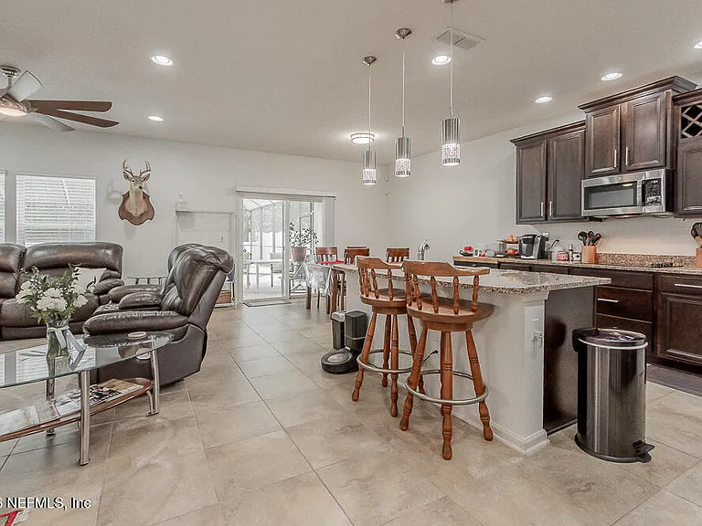 16284 Hunters Hollow Trl — Photo 10