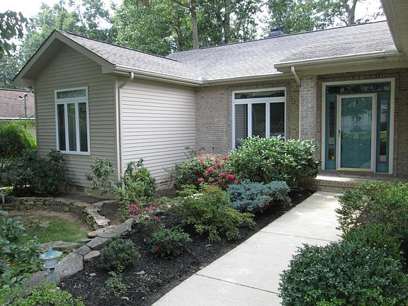 2nd image of 18 Trafalgar Ln