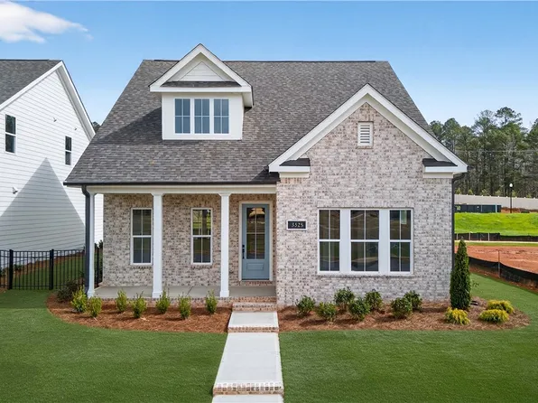 3525 Dickson Place Dr, Opelika, AL 36801