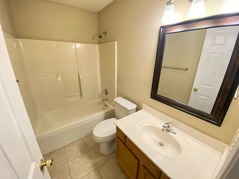 534 Wright Ave — Photo 10