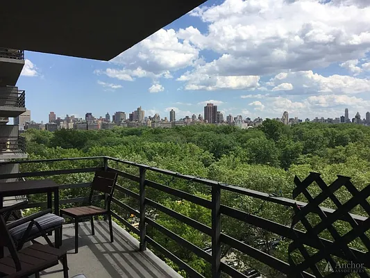 Rented by Anchor Associates | media 8