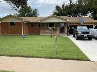 4917 Earl St, Wichita Falls, TX 76302
