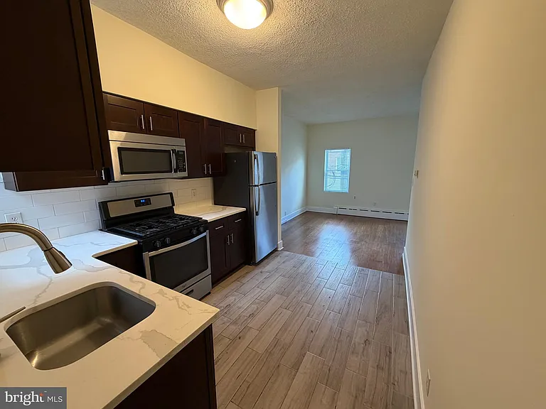 1436 Wolf St #2 — Photo 1