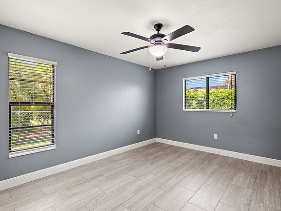 5th image of 130 SE 12th Pl