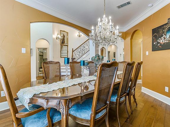 4th image of 721 Glen Abbey Dr