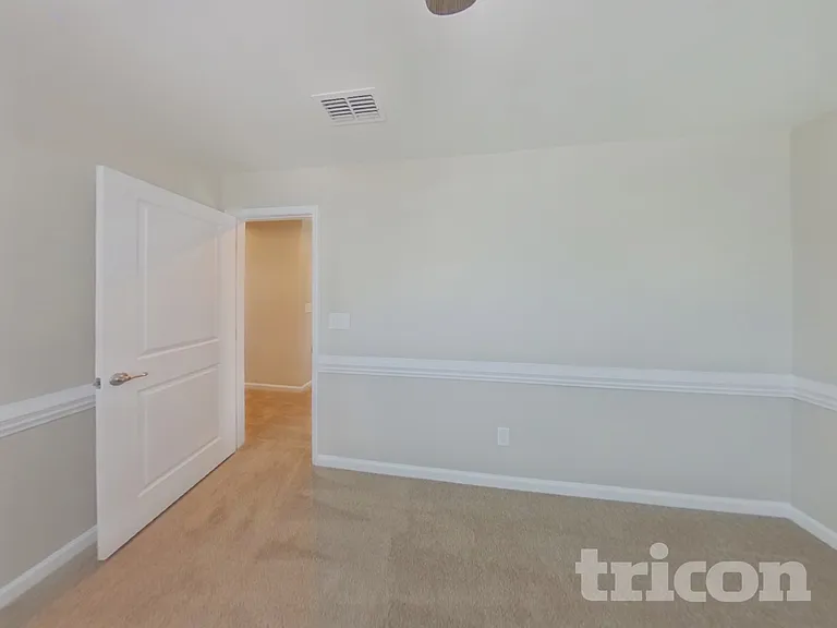 1302 Harkey Creek Dr — Photo 11