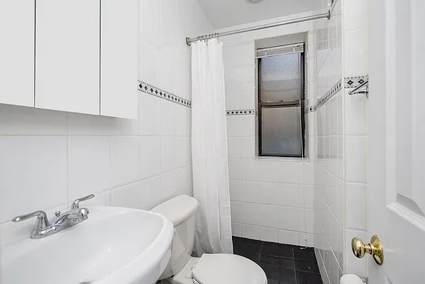 Sold by Keller Williams NYC | media 7