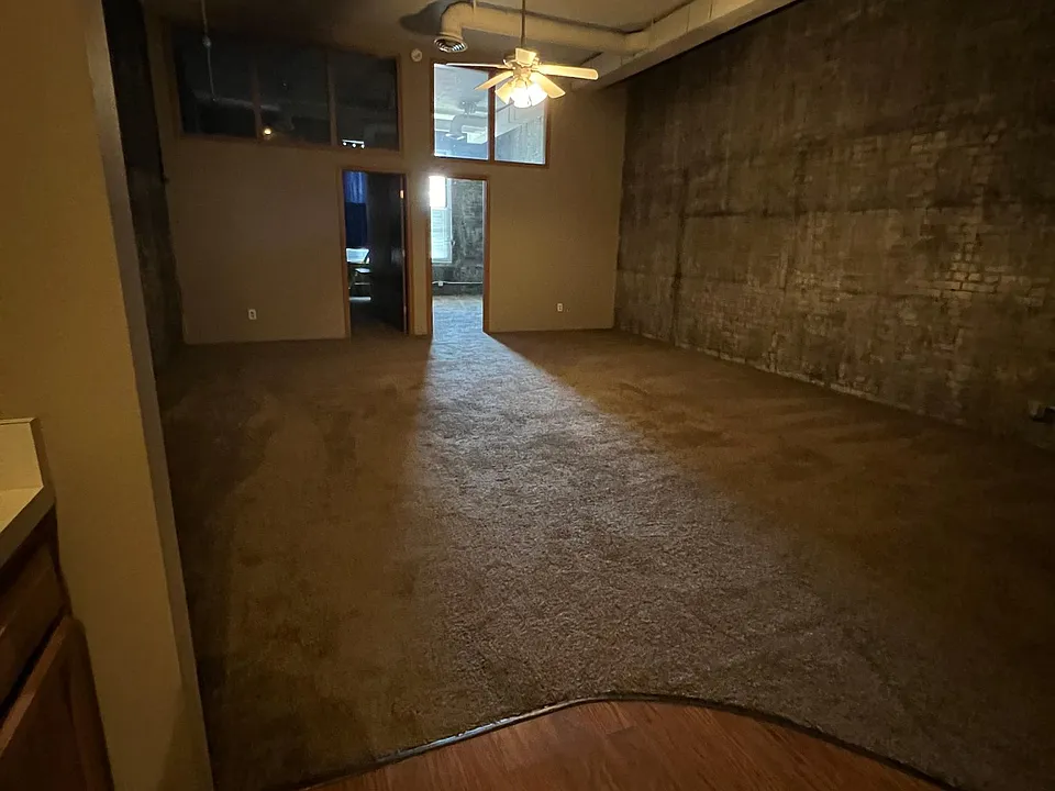 5 S 5th St #302