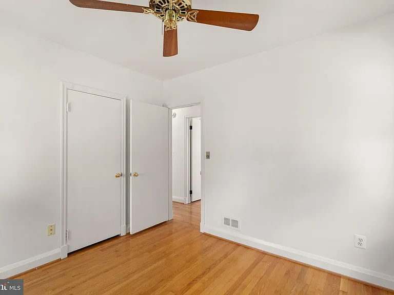 16 Homestead St — Photo 15