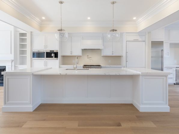 71 Mount Vernon St #1, Boston, MA 02108