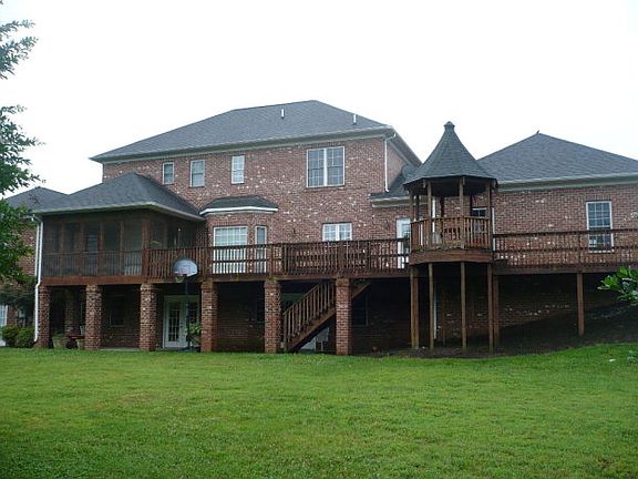 5th image of 5002 Cobblestone Dr