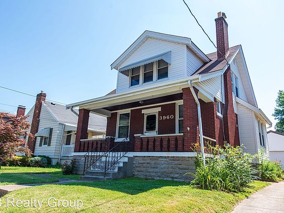4th image of 3960 Delmar Ave