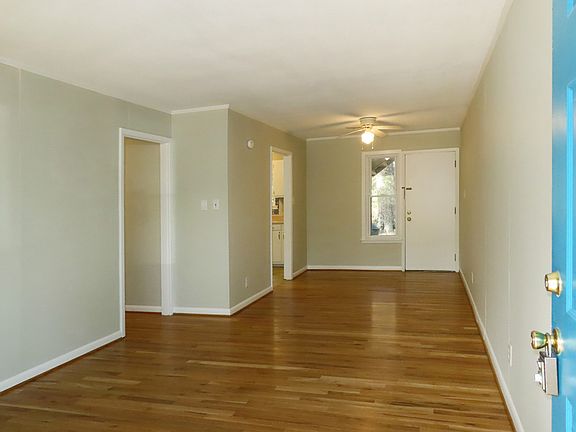 2nd image of 108 Sue Ann Ct #C