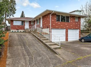 608 E 16th St, Vancouver, WA 98663