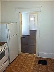 2nd image of 918 5th St NE