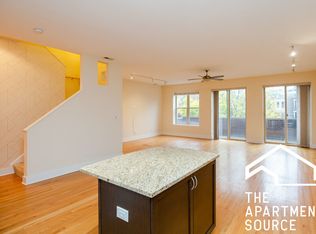 2510 N Willetts Ct UNIT 2C, Chicago, IL 60647