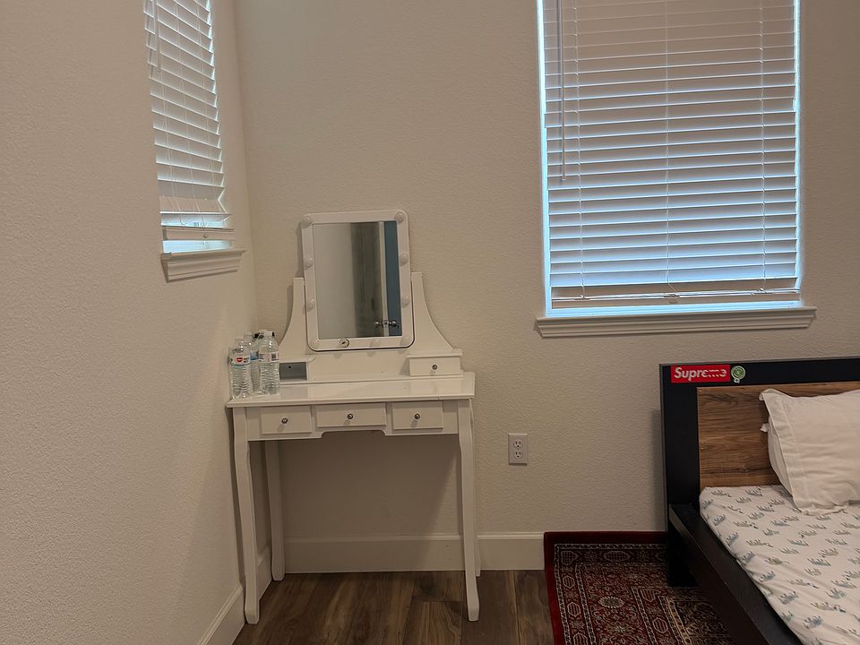 1st image of 5594 Harveston Way