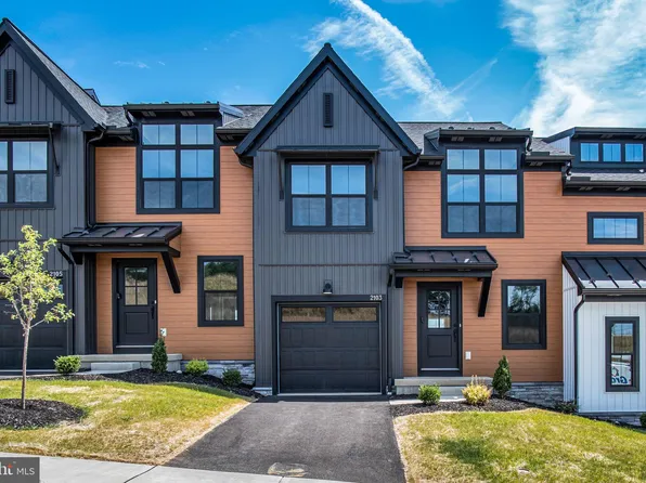 2103 S Autumn Chase Dr Unit 201, Mechanicsburg, PA 17055