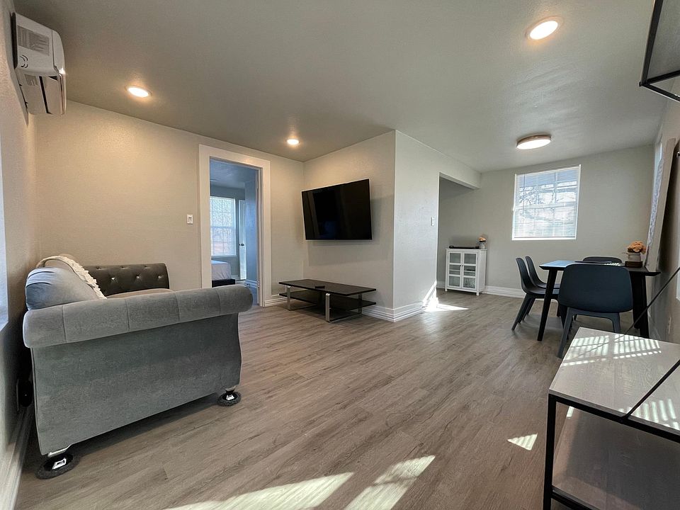 1st image of 211 E Rogers St #B
