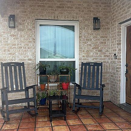 2nd image of 16118 Broomsedge St