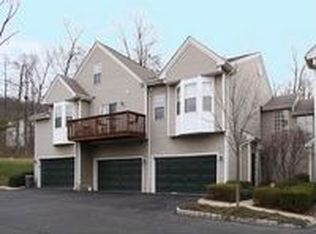 26 Oak Knoll Ln, Bedminster, NJ 07921