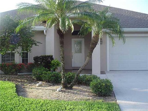 3rd image of 5805 NW Rose Petal Ct