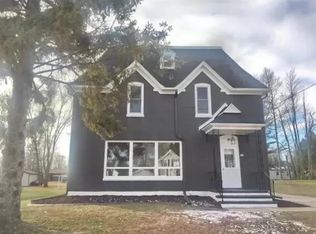 164 William St, Pulaski, WI 54162