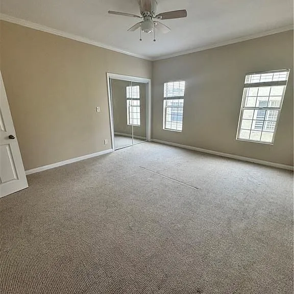 1046 S Citrus Ave — Photo 42