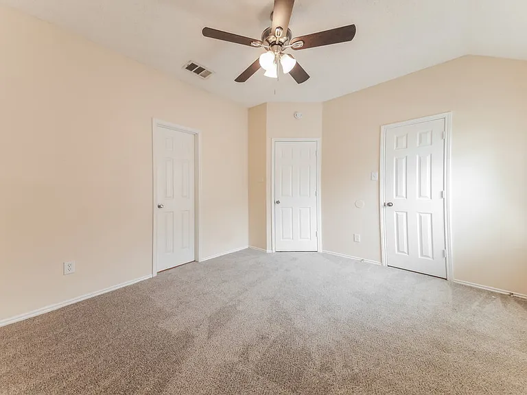 1217 Brittany Way — Photo 9