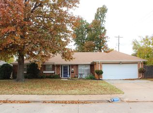 3229 N Glenhaven Dr, Midwest City, OK 73110