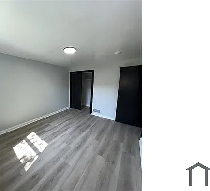 2621 Price St — Photo 9